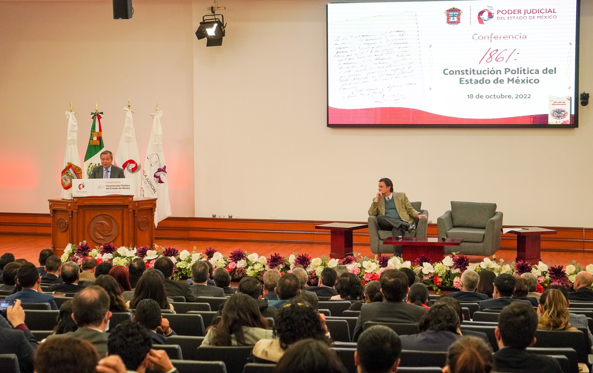 La institución de instituciones es la Constitución; es garantía de esperanza fundada en un futuro mejor: César Camacho